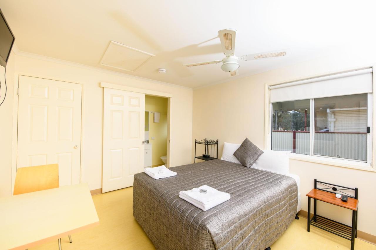 Y Motels Kingaroy Exteriör bild