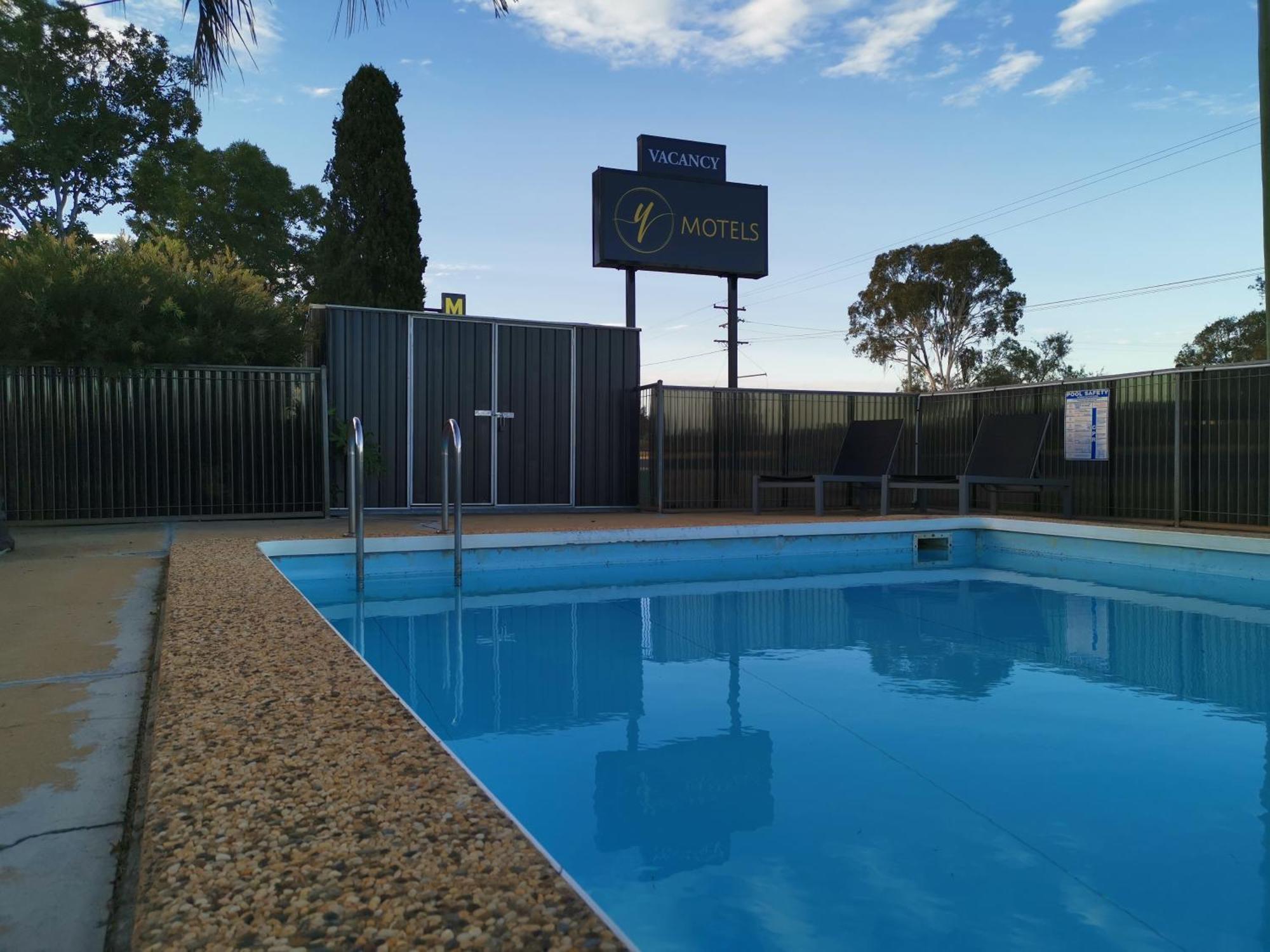 Y Motels Kingaroy Exteriör bild
